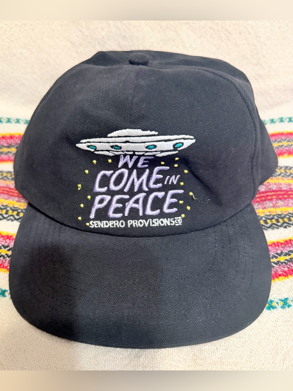Sendero Provisions VTG Black 'We Come in Peace' Embroidered Snapback Cap NWOT